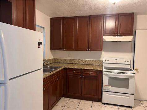 5201 SW 19th Street West Park FL 33023