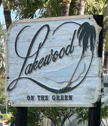 5515 N Lakewood Circle Margate FL 33063
