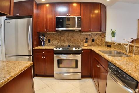 1500 S Ocean Boulevard Lauderdale By The Sea FL 33062