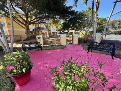 7640 Westwood Drive Tamarac FL 33321