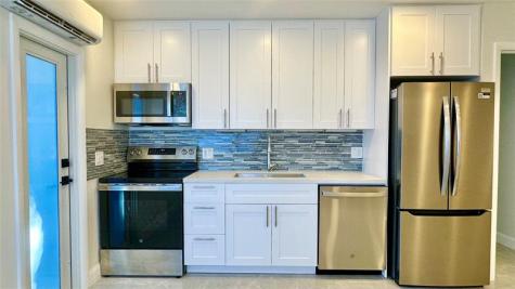 1145 NE 17th Terrace Fort Lauderdale FL 33304