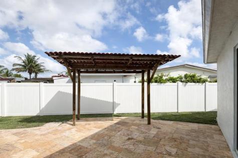 6527 NW 2nd Street Margate FL 33063
