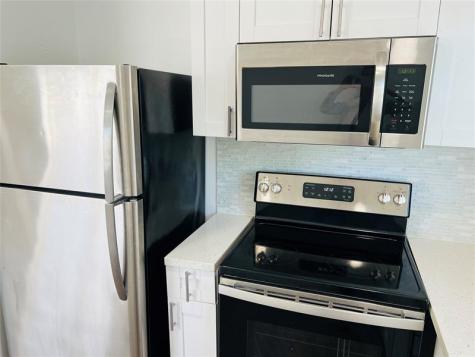 1301 N 12th Court Hollywood FL 33019
