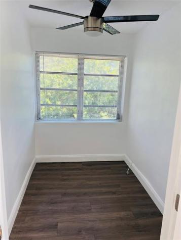 1301 N 12th Court Hollywood FL 33019
