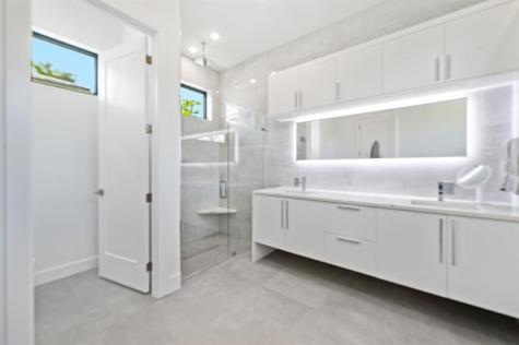 743 S Lake Avenue Delray Beach FL 33483