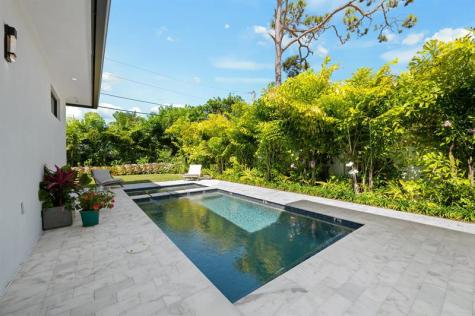 743 S Lake Avenue Delray Beach FL 33483