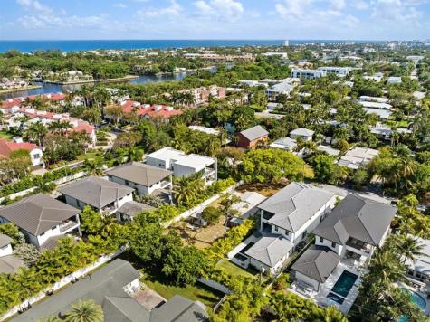 743 S Lake Avenue Delray Beach FL 33483