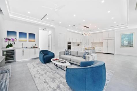 743 S Lake Avenue Delray Beach FL 33483