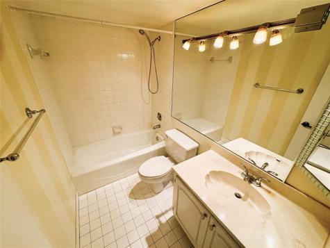 3940 Inverrary Boulevard Lauderhill FL 33319