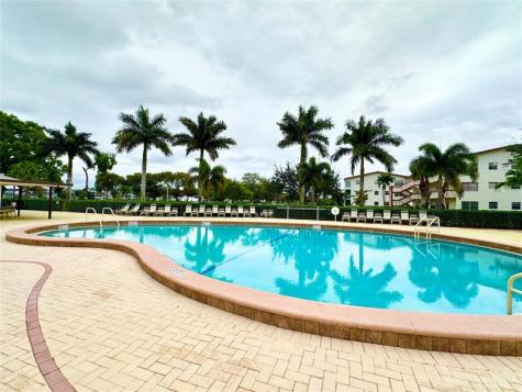 234 Brighton Boca Raton FL 33434