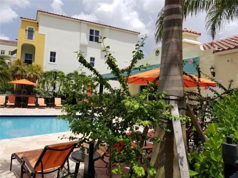 1741 NW 124th Place Pembroke Pines FL 33028