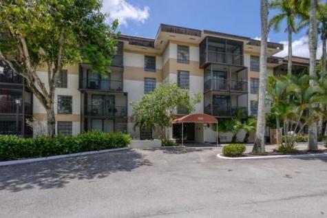 5530 NW 44th Street Lauderhill FL 33319
