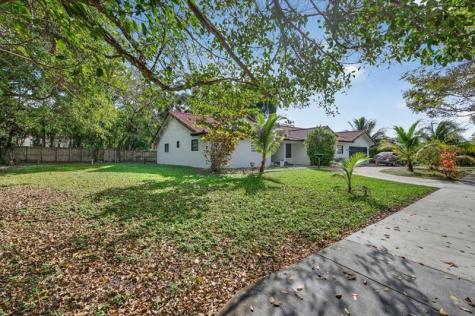 15775 N Miami Avenue Miami FL 33169