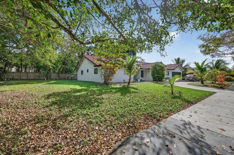 15775 N Miami Avenue Miami FL 33169