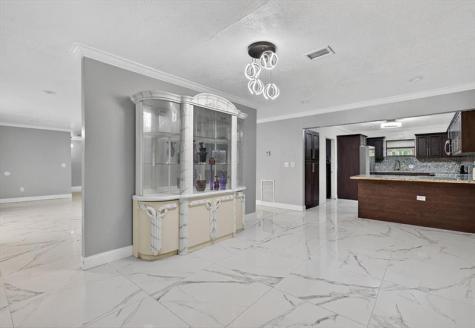 15775 N Miami Avenue Miami FL 33169