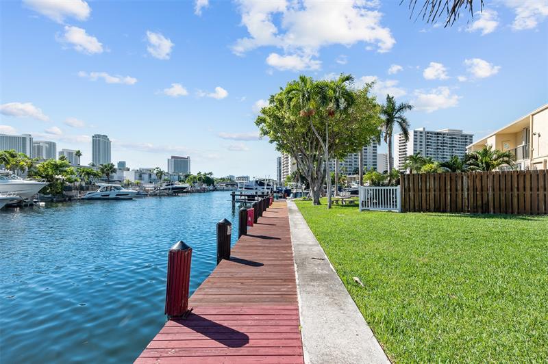 822 NE 25th Avenue Hallandale Beach FL 33009