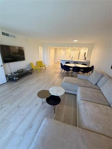 802 Cypress Boulevard Pompano Beach FL 33069