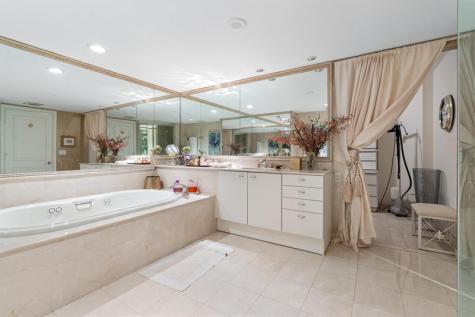 209 N Birch Road Fort Lauderdale FL 33304