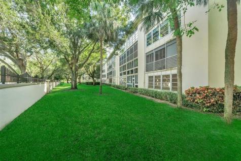 1901 Bermuda Circle Coconut Creek FL 33066