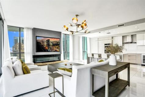 100 E Las Olas Boulevard Fort Lauderdale FL 33301