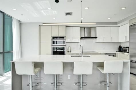 100 E Las Olas Boulevard Fort Lauderdale FL 33301