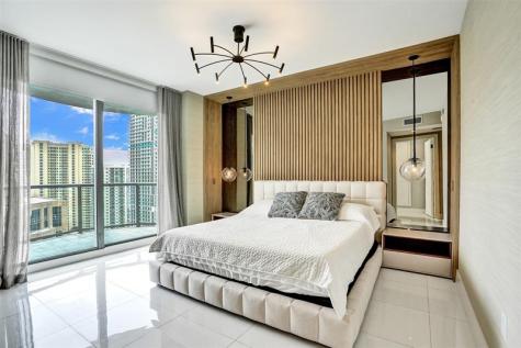 100 E Las Olas Boulevard Fort Lauderdale FL 33301
