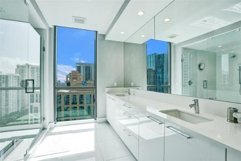 100 E Las Olas Boulevard Fort Lauderdale FL 33301