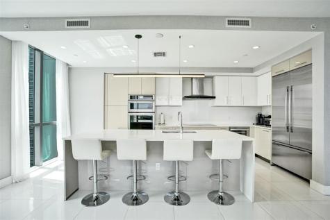 100 E Las Olas Boulevard Fort Lauderdale FL 33301