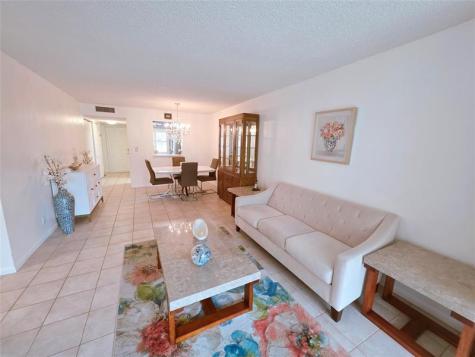 7145 Huntington Lane Delray Beach FL 33446