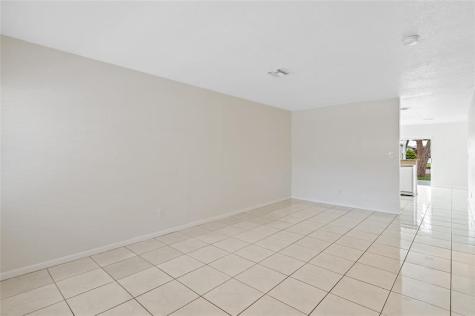 7656 NW 73rd Terrace Tamarac FL 33321