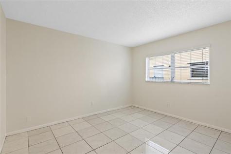7656 NW 73rd Terrace Tamarac FL 33321