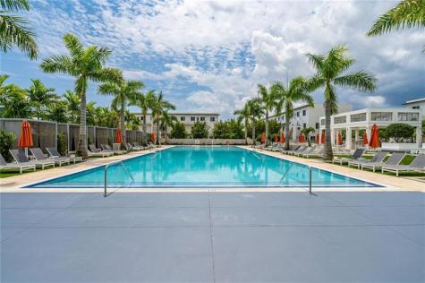 6326 NW 105th Place Doral FL 33178