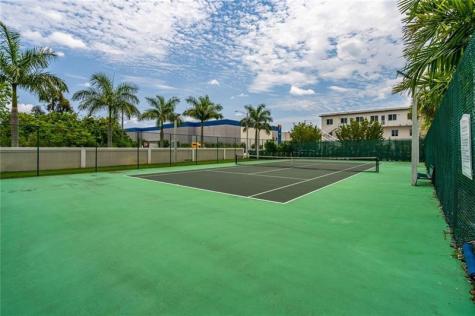 6326 NW 105th Place Doral FL 33178