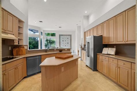 1012 SW 156th Avenue Pembroke Pines FL 33027