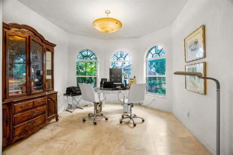1012 SW 156th Avenue Pembroke Pines FL 33027