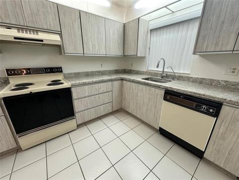 9633 Riverside Drive Coral Springs FL 33071