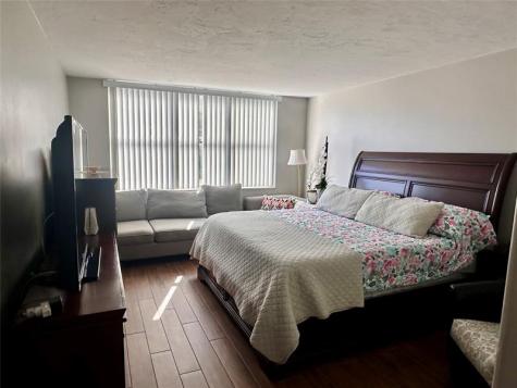 1147 Hillsboro Mile Hillsboro Beach FL 33062