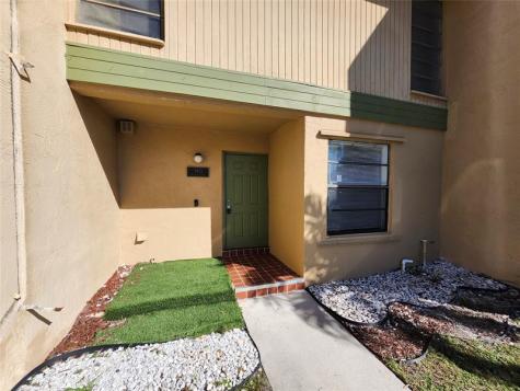 9421 NW 15th Street Pembroke Pines FL 33024