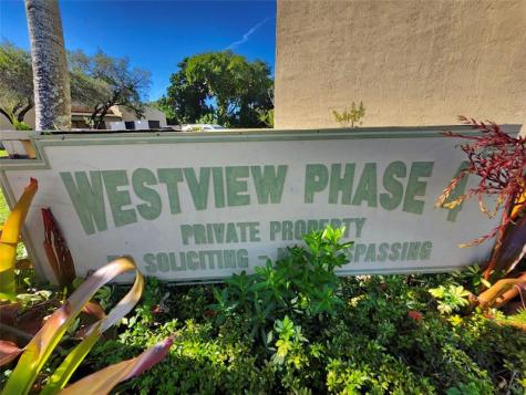 9421 NW 15th Street Pembroke Pines FL 33024