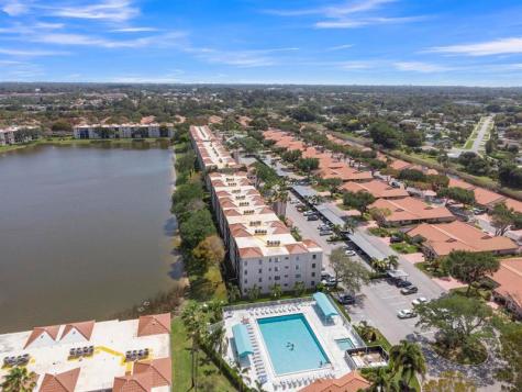 6241 Pointe Regal Circle Delray Beach FL 33484