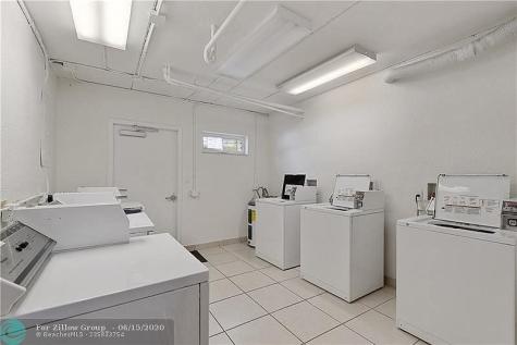 924 SE 2nd Street Fort Lauderdale FL 33301