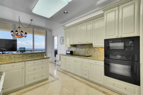 6001 N Ocean Drive Hollywood FL 33019