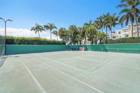 6001 N Ocean Drive Hollywood FL 33019