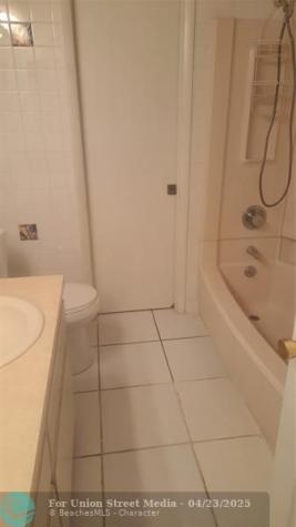2851 E Golf Boulevard Pompano Beach FL 33064