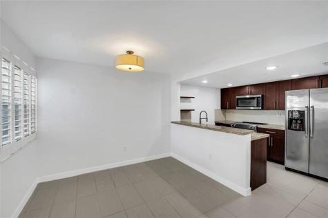 4550 SW 68th Court Circle Miami FL 33155