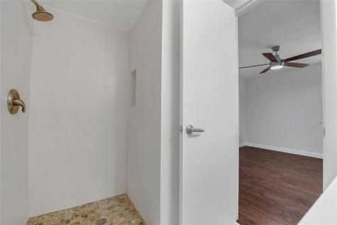 4550 SW 68th Court Circle Miami FL 33155