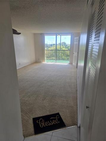 2830 Somerset Drive Lauderdale Lakes FL 33311