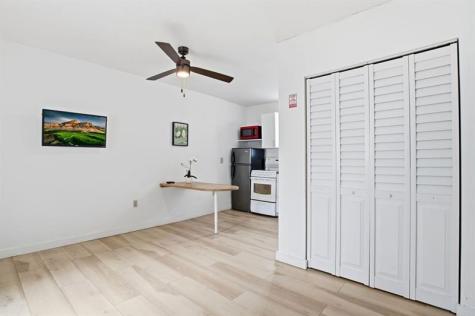 343 Van Buren Street Hollywood FL 33019