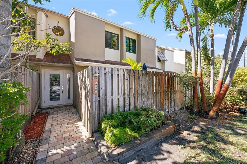 340 City View Drive Fort Lauderdale FL 33311