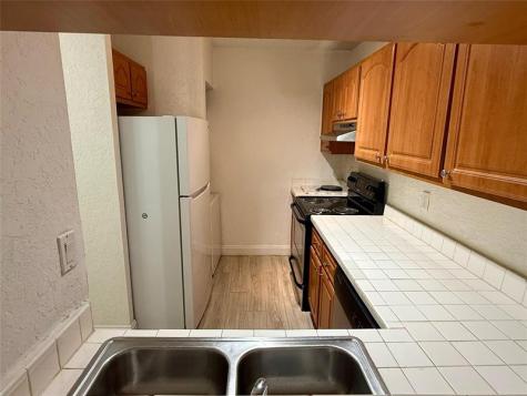 2646 Riverside Drive Coral Springs FL 33065
